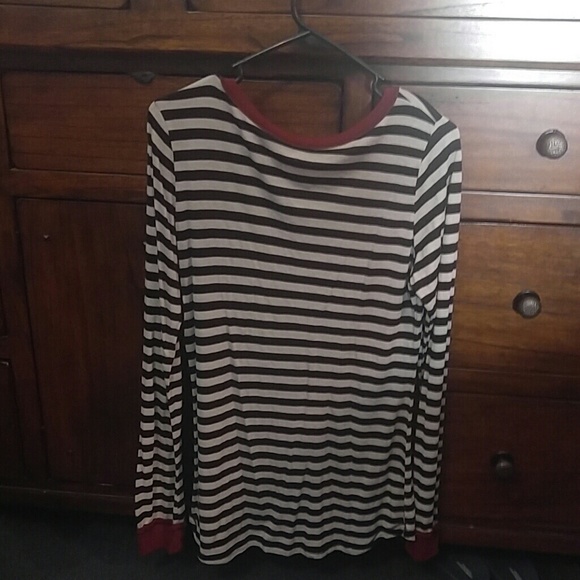 Top - Picture 2 of 2